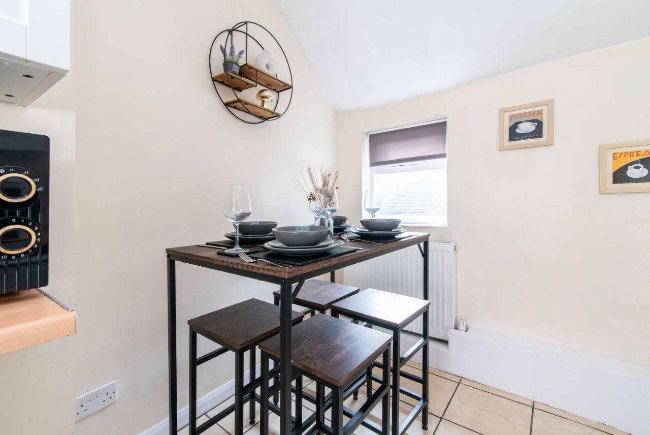 Characterful 2 Bedroom Apartment - Central Location Castle Donington Luaran gambar